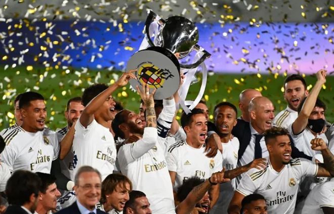 两钩式活动式抱索器